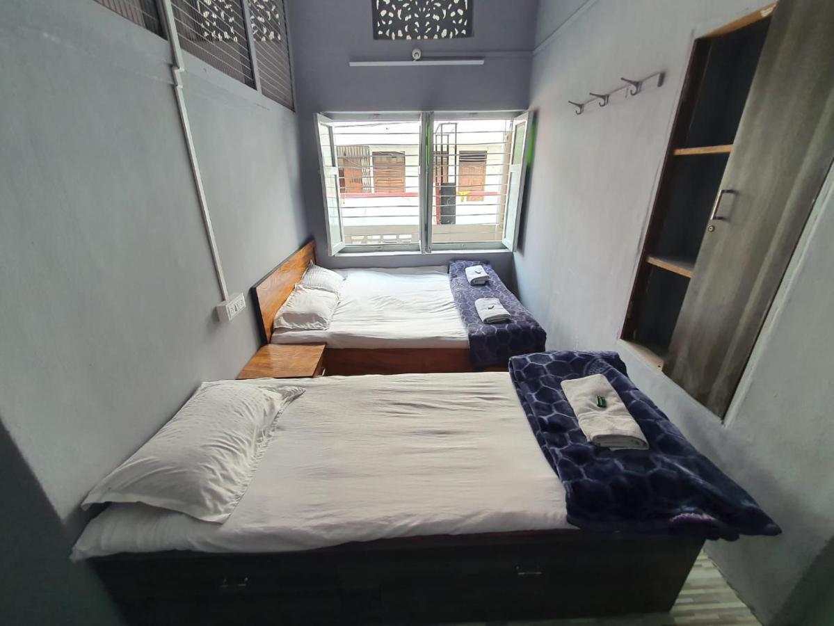 Hotel Family Stay Beside Railway Station Aurangābād Exterior foto